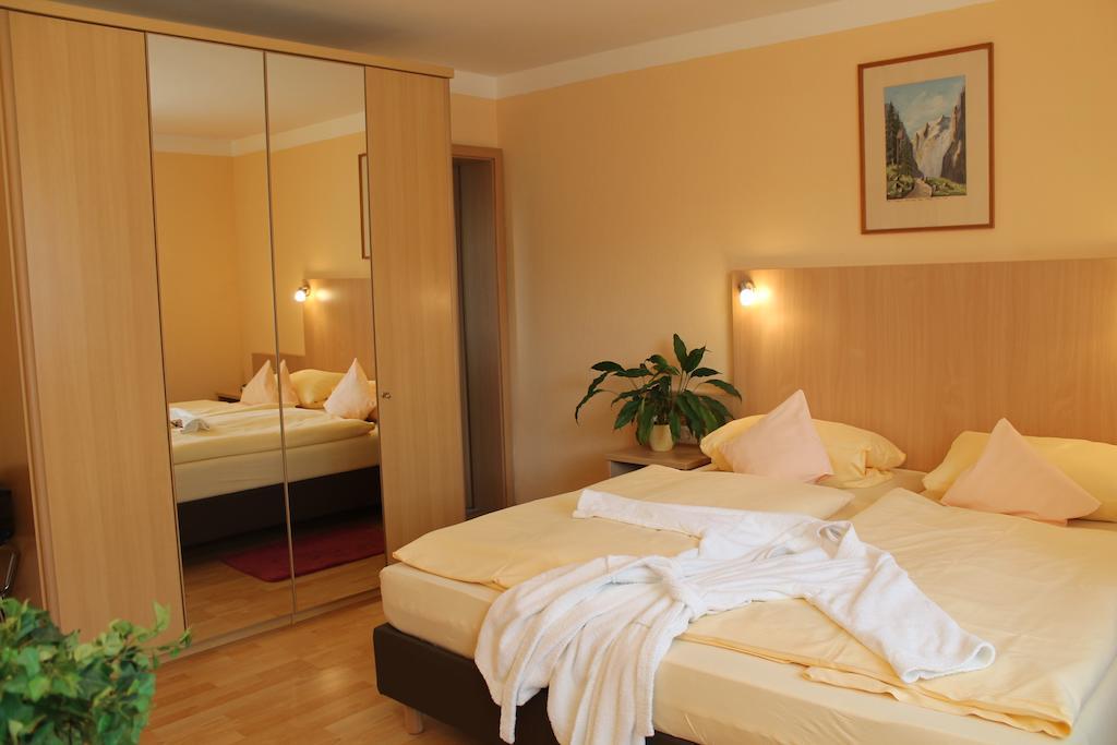 Hotel Brigitte Bad Krozingen Luaran gambar