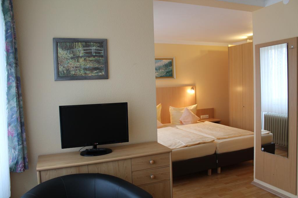 Hotel Brigitte Bad Krozingen Bilik gambar